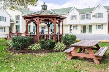 هتل Rodeway Inn & Suites Hershey