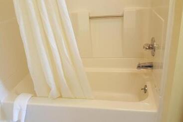 هتل Rodeway Inn & Suites Hershey