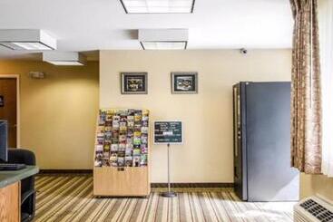 هتل Rodeway Inn & Suites Hershey