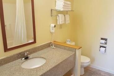 هتل Rodeway Inn & Suites Hershey