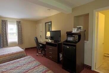 هتل Rodeway Inn & Suites Hershey