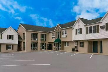 هتل Rodeway Inn & Suites Hershey