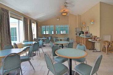هتل Rodeway Inn & Suites Hershey