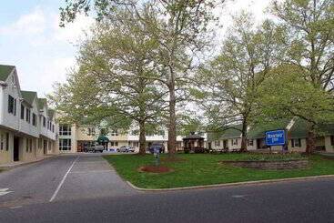 هتل Rodeway Inn & Suites Hershey