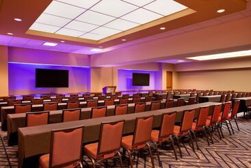 هتل Sheraton Grand Chicago Riverwalk