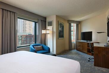 هتل Sheraton Grand Chicago Riverwalk