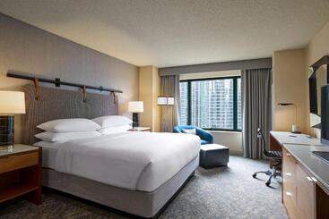 هتل Sheraton Grand Chicago Riverwalk