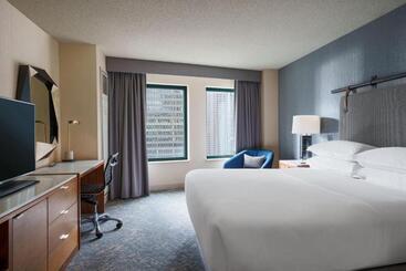 هتل Sheraton Grand Chicago Riverwalk