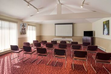Surestay Hotel By Best Western North Vancouver Capilano