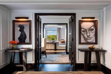 هتل The Ritz Carlton New York, Central Park