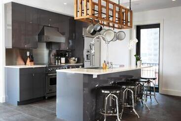 هتل Tuscany By Luxurban