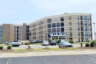 هتل Ocean Reef Suites