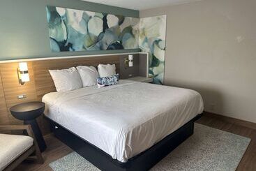 هتل Wyndham Garden Ankeny