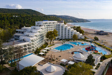Maritim Paradise Blue Hotel & Spa