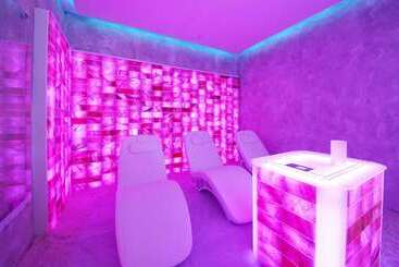 Maritim Paradise Blue Hotel & Spa
