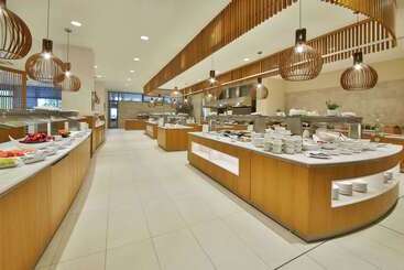 Maritim Paradise Blue Hotel & Spa