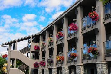 هتل Accent Inns Kelowna