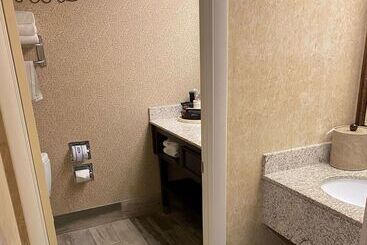 هتل Best Western Coral Hills