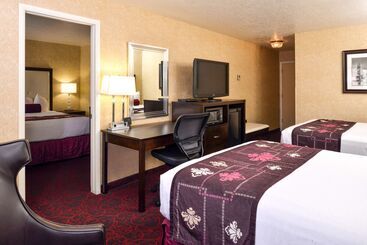 هتل Best Western Coral Hills