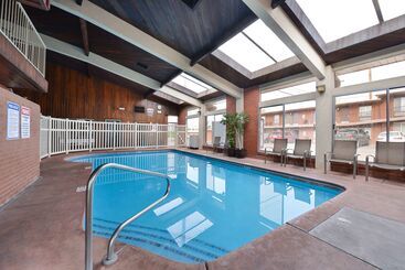 هتل Best Western Coral Hills