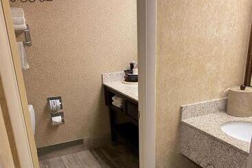 هتل Best Western Coral Hills