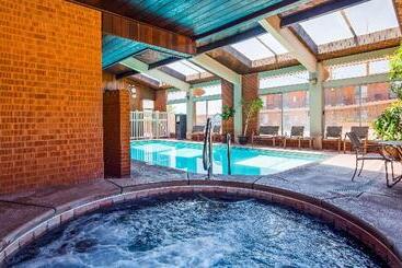 هتل Best Western Coral Hills