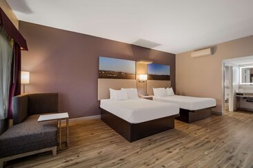 Best Western Diamond Bar Hotel & Suites