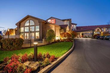 هتل Best Western Plus Mill Creek Inn