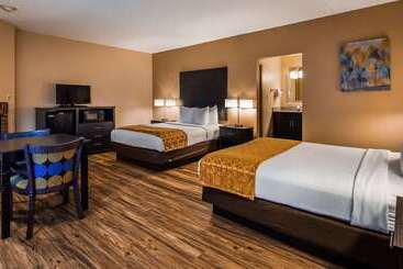 هتل Best Western Toni Inn