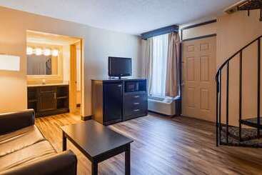 هتل Best Western Toni Inn