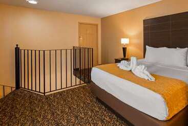 هتل Best Western Toni Inn