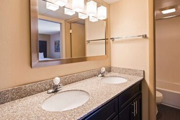 هتل Best Western Toni Inn