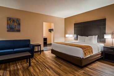 هتل Best Western Toni Inn