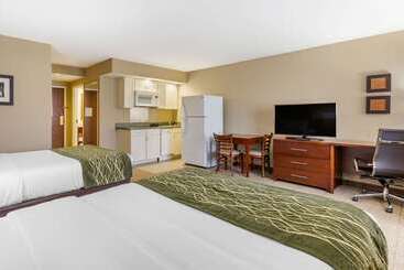هتل Comfort Inn Aikens Center