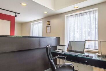 هتل Comfort Inn