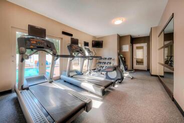 هتل Courtyard Raleigh Crabtree Valley