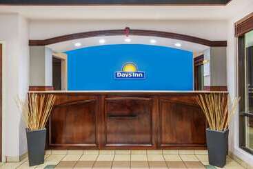 هتل Days Inn By Wyndham Pearl/jackson Airport