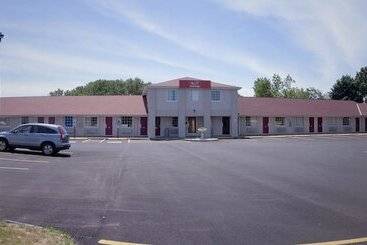 هتل Econo Lodge Inn & Suites South