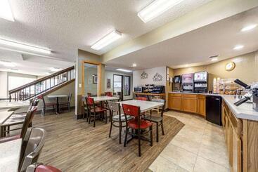 هتل Econo Lodge