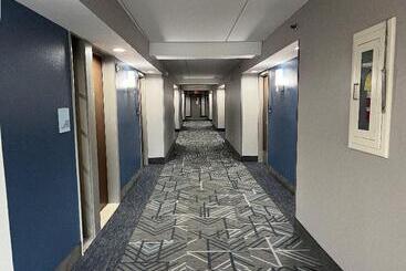 هتل Holiday Inn Express Rocky Mount Sports Center By Ihg