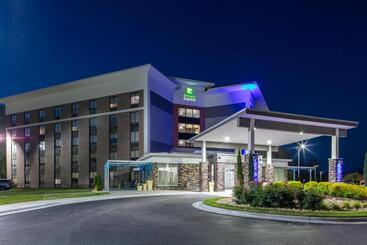 هتل Holiday Inn Express Rocky Mount Sports Center By Ihg
