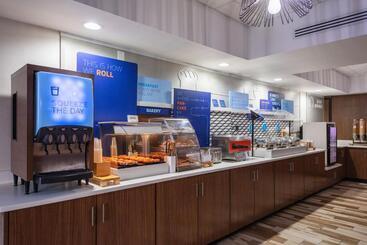 هتل Holiday Inn Express Rocky Mount Sports Center By Ihg