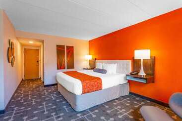 هتل Howard Johnson By Wyndham Portsmouth