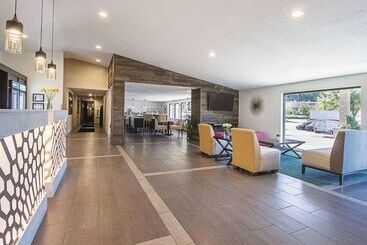 هتل La Quinta By Wyndham Portland Nw