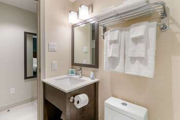 هتل Quality Inn Centre Ville