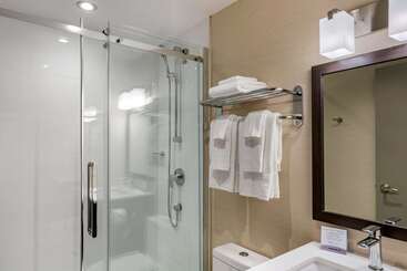 هتل Quality Inn Centre Ville