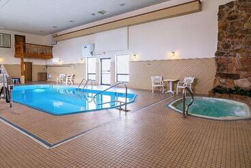 هتل Travelodge By Wyndham Rapid City/black Hills