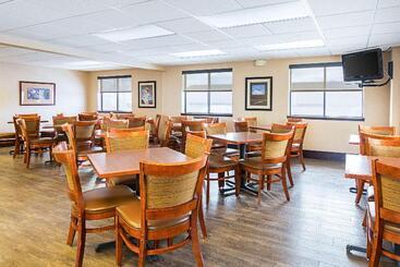 هتل Travelodge By Wyndham Rapid City/black Hills