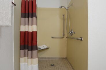 هتل Red Roof Inn San Dimas  Fairplex