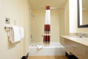 هتل Red Roof Inn San Dimas  Fairplex